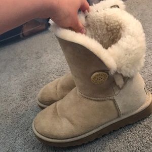 Uggs Bailey Button